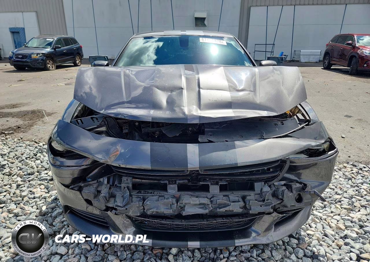 2019 Dodge Charger Sxt VIN:2C3CDXBG2KH711674 - 5