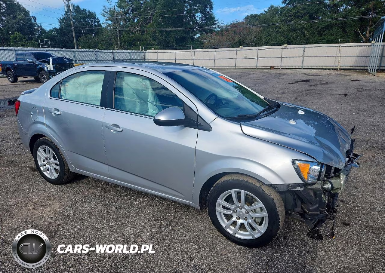 2016 Chevrolet Sonic Lt VIN:1G1JC5SH4G4169137 - 4