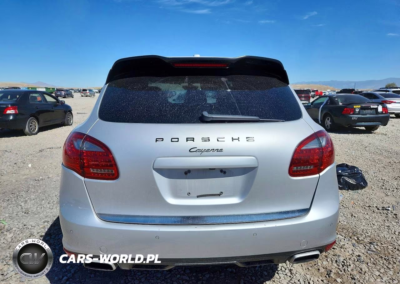 2012 Porsche Cayenne VIN:WP1AA2A20CLA00479 - 6