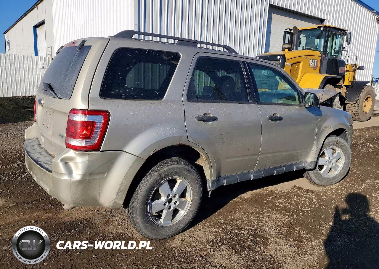 2012 Ford Escape Xlt VIN:1FMCU9DG0CKB69906 - 3