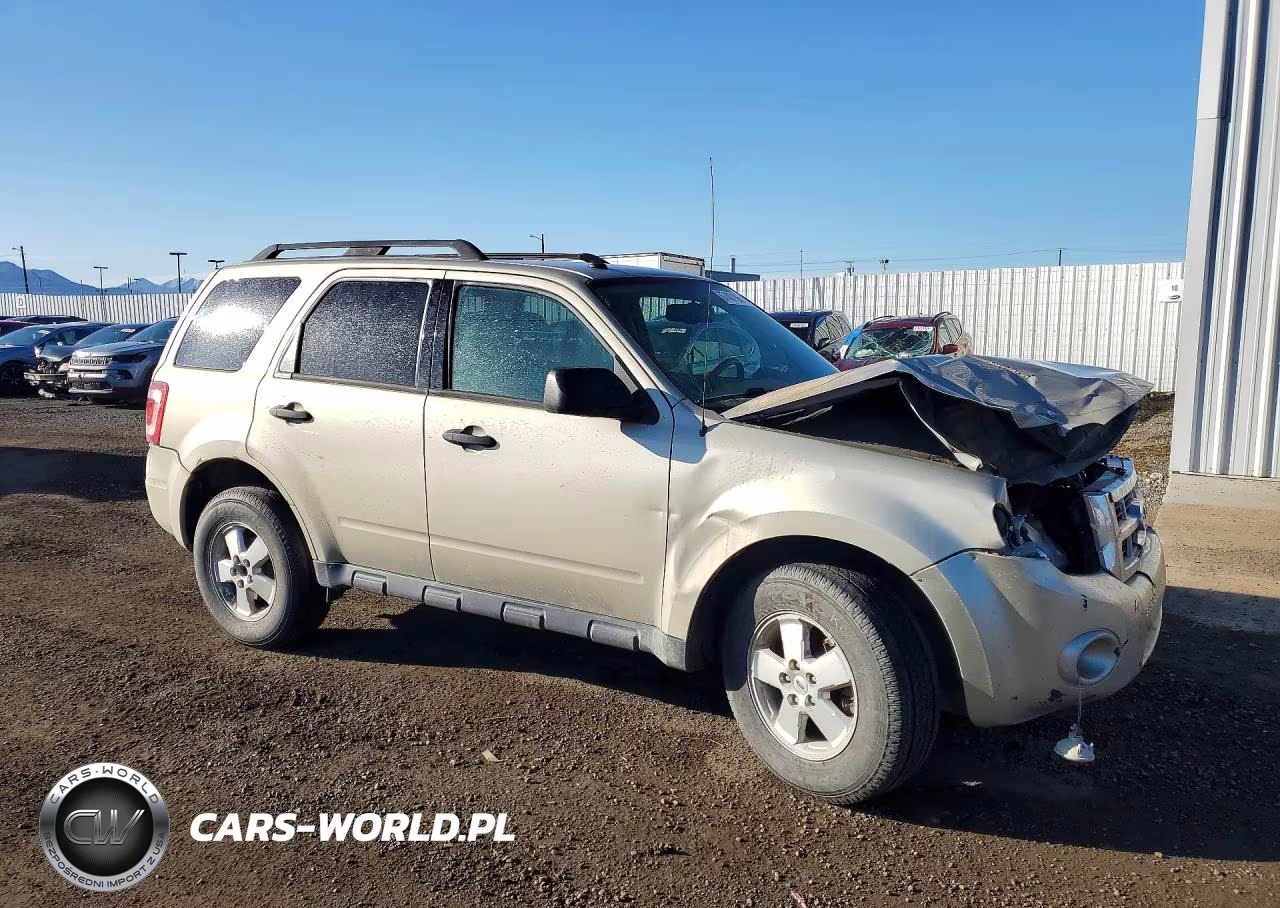2012 Ford Escape Xlt VIN:1FMCU9DG0CKB69906 - 4