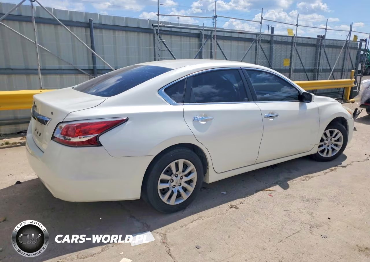 2015 Nissan Altima 2.5 S VIN:1N4AL3AP4FC121202 - 3