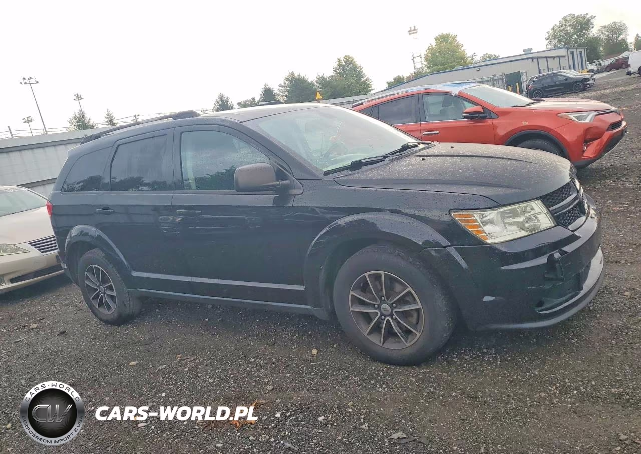 2018 Dodge Journey Se VIN:3C4PDCAB1JT532799 - 4