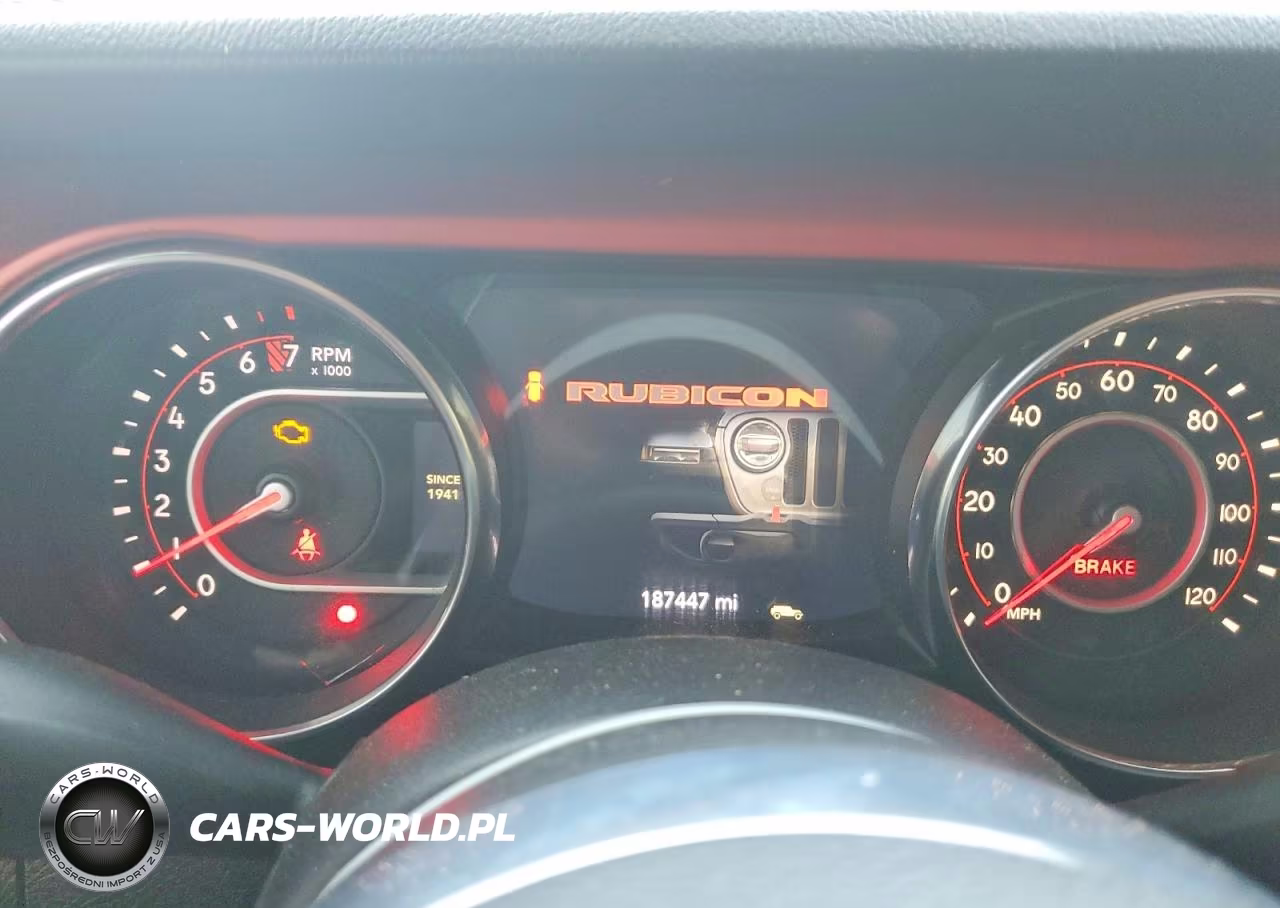 2018 Jeep Wrangler Unlimited Rubicon VIN:1C4HJXFG1JW305857 - 9