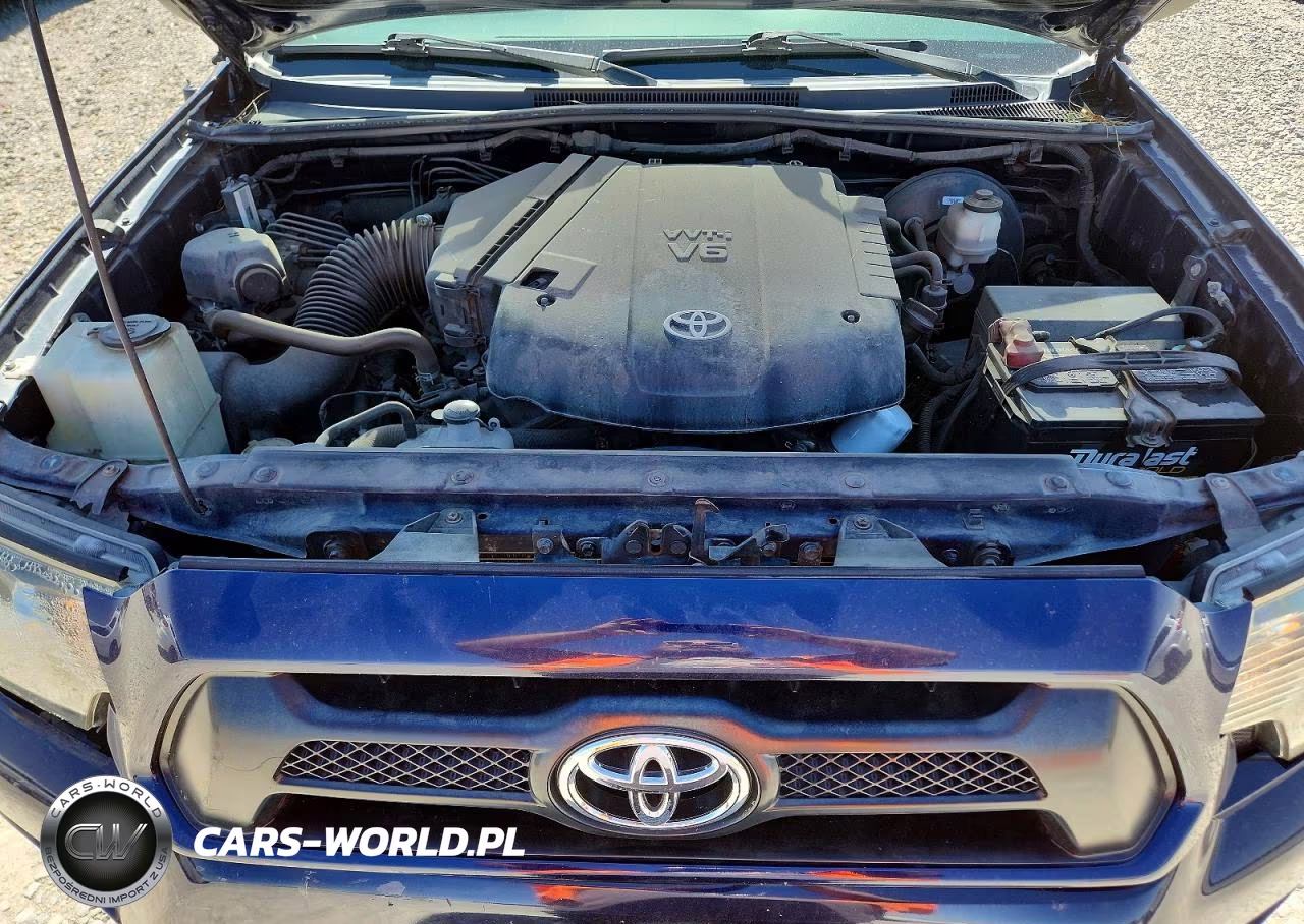 2013 Toyota Tacoma V6 VIN:3TMLU4EN2DM116025 - 11