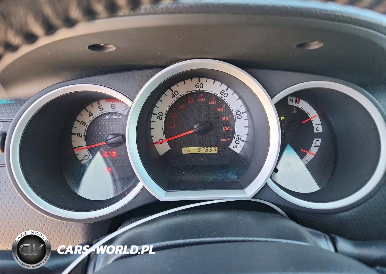 2013 Toyota Tacoma V6 VIN:3TMLU4EN2DM116025 - 9