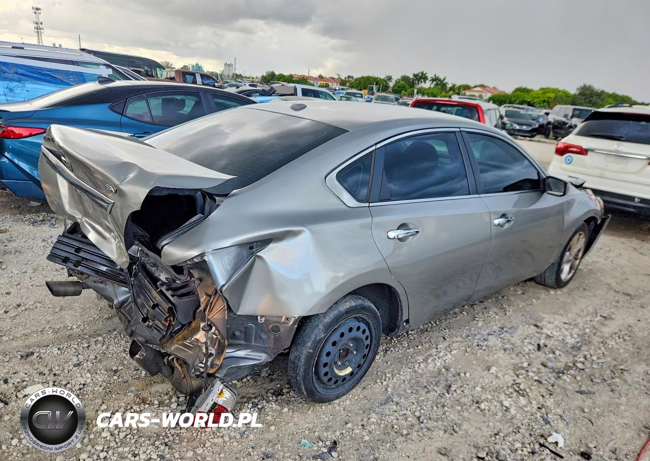 2015 Nissan Altima 2.5 Sv VIN:1N4AL3AP9FC157192 - 3