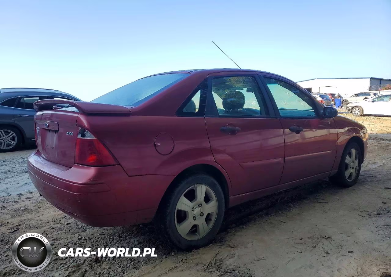 2005 Ford Focus Zx4 VIN:1FAFP34N45W163712 - 3