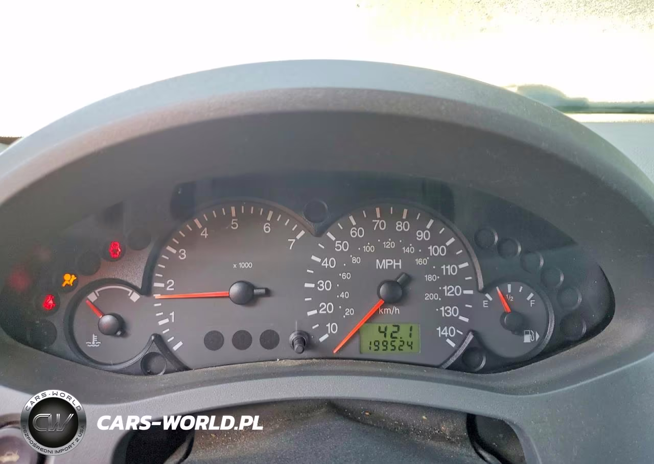 2005 Ford Focus Zx4 VIN:1FAFP34N45W163712 - 9