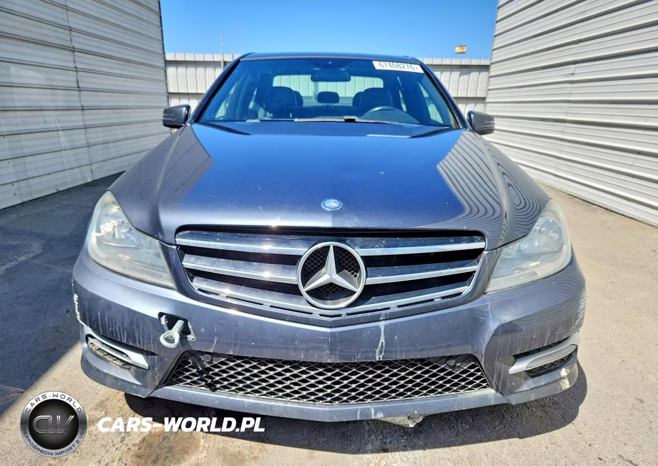 2014 Mercedes-Benz C 250 VIN:WDDGF4HB9EA928679 - 5