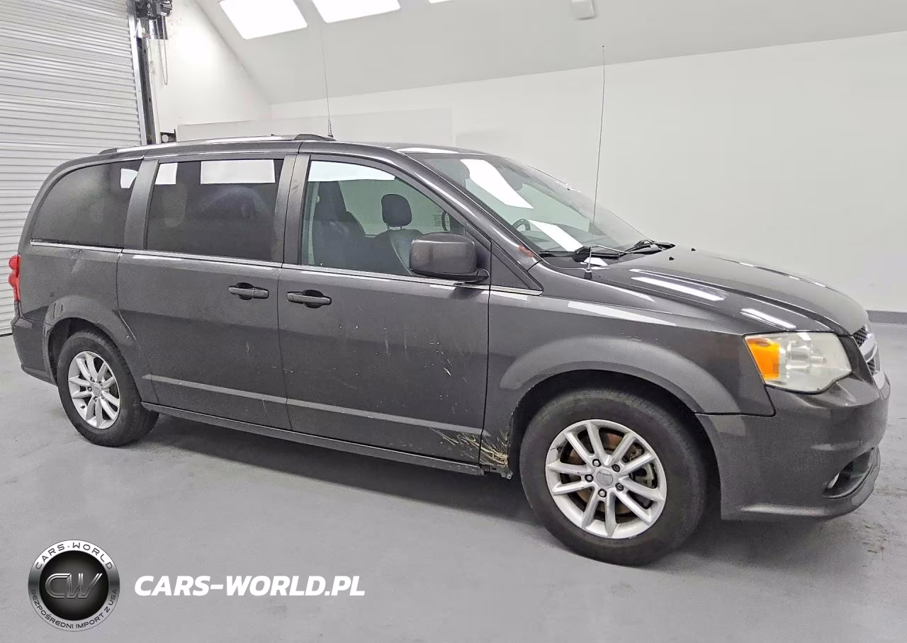 2019 Dodge Grand Caravan Sxt VIN:2C4RDGCG7KR800641 - 4