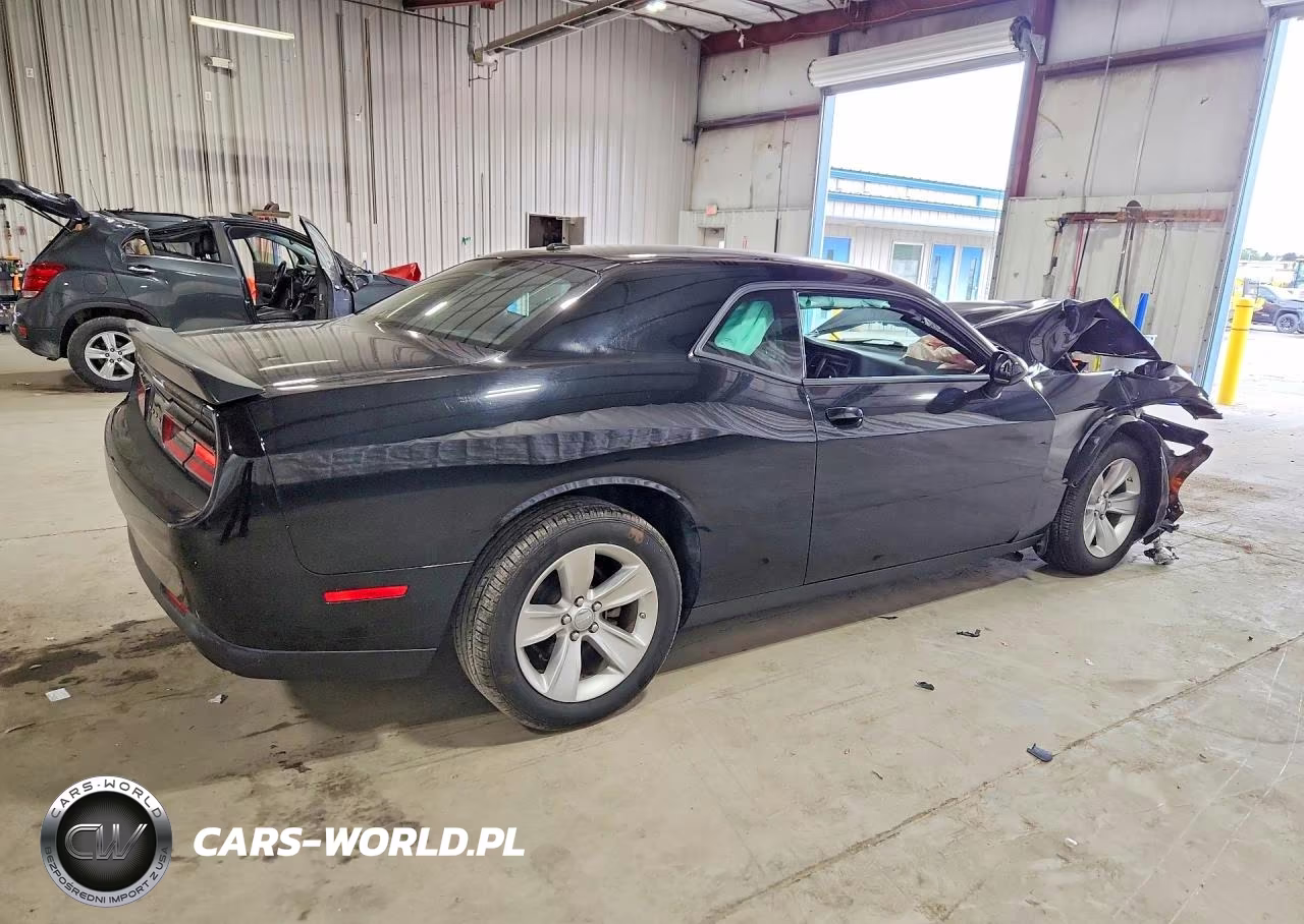2023 Dodge Challenger Sxt VIN:2C3CDZAG1PH541232 - 3