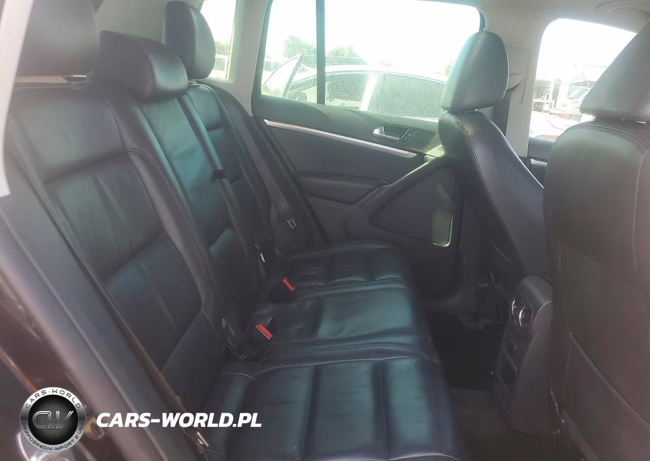 2013 Volkswagen Tiguan S VIN:WVGAV3AX3DW584461 - 11