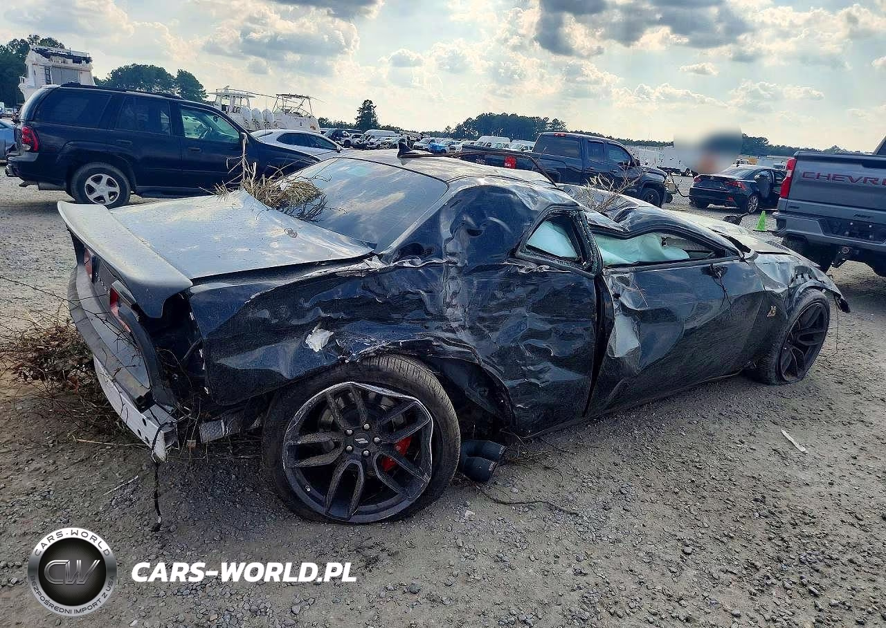 2019 Dodge Challenger R-T Scat Pack VIN:2C3CDZFJ0KH723856 - 3