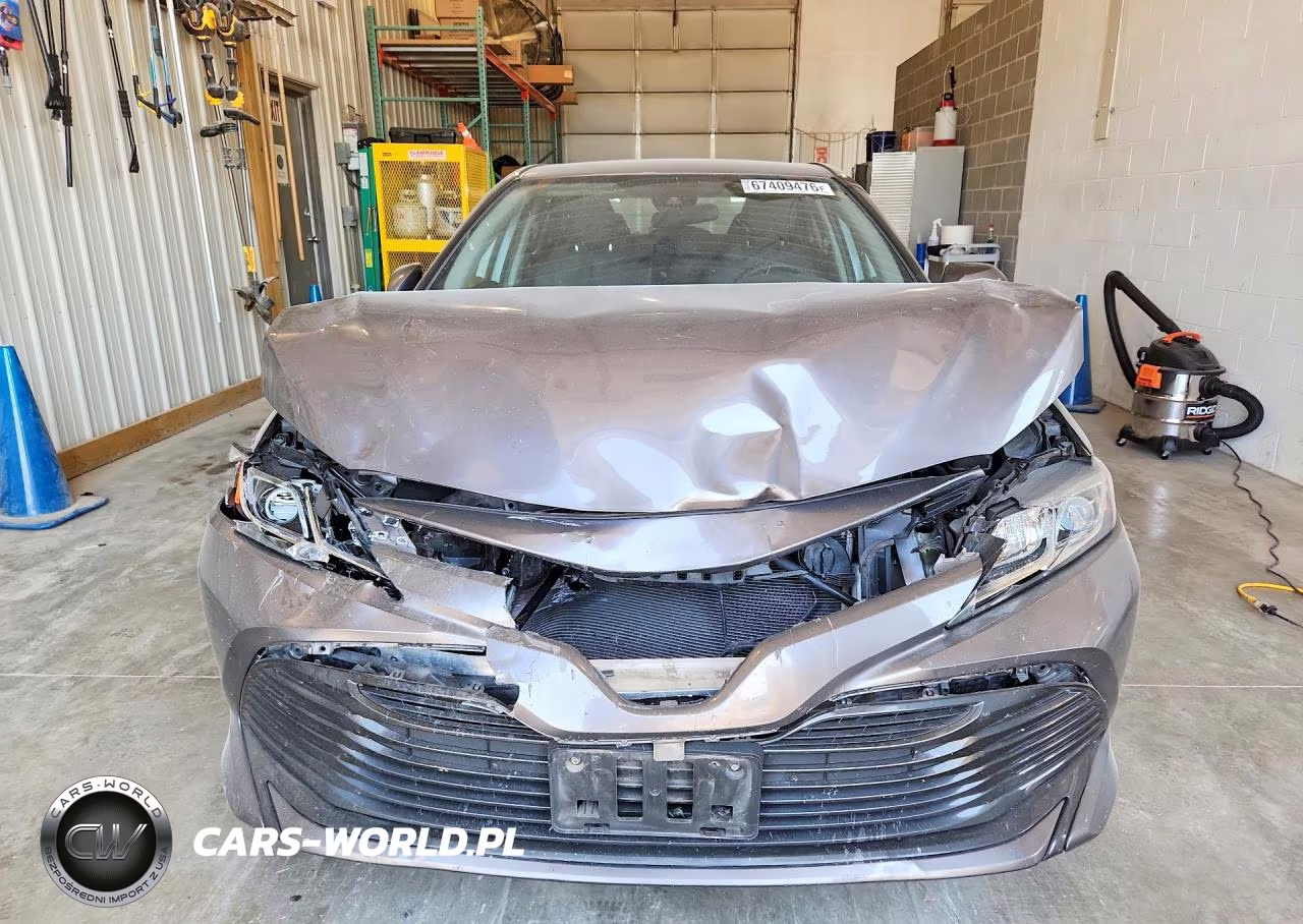 2019 Toyota Camry Le VIN:4T1B11HK6KU686487 - 5