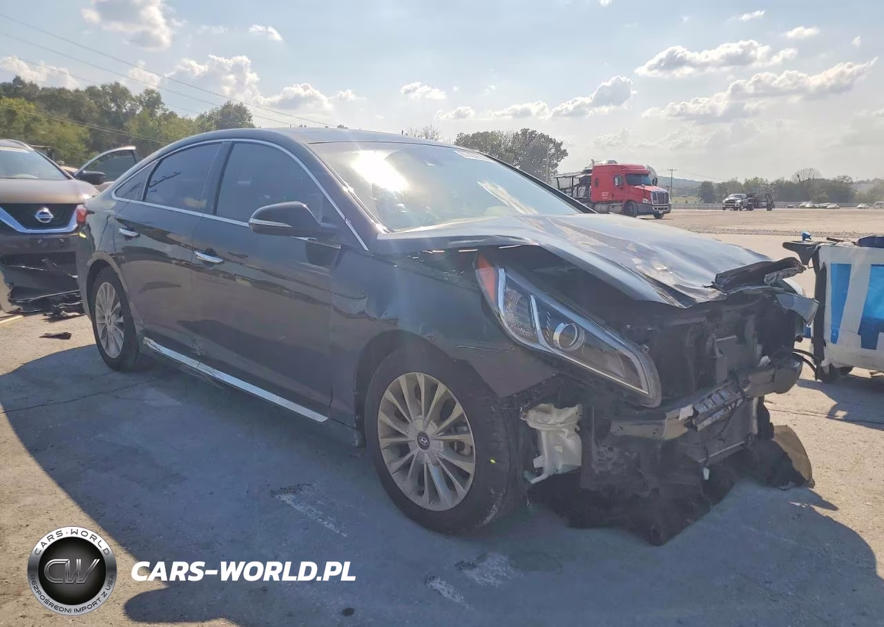 2015 Hyundai Sonata Limited VIN:5NPE34AF2FH224650 - 4