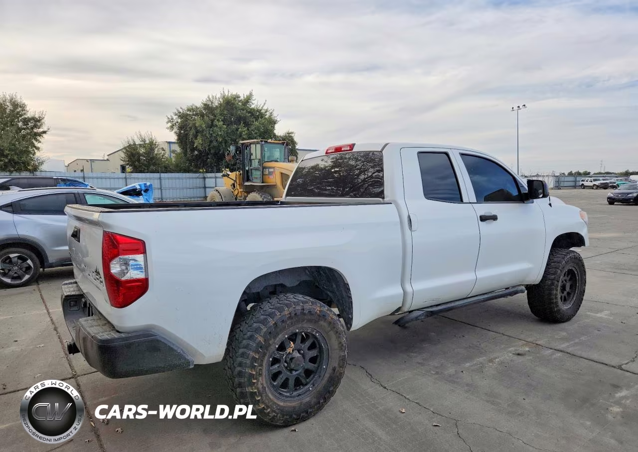 2017 Toyota Tundra Sr VIN:5TFUM5F13HX071974 - 3