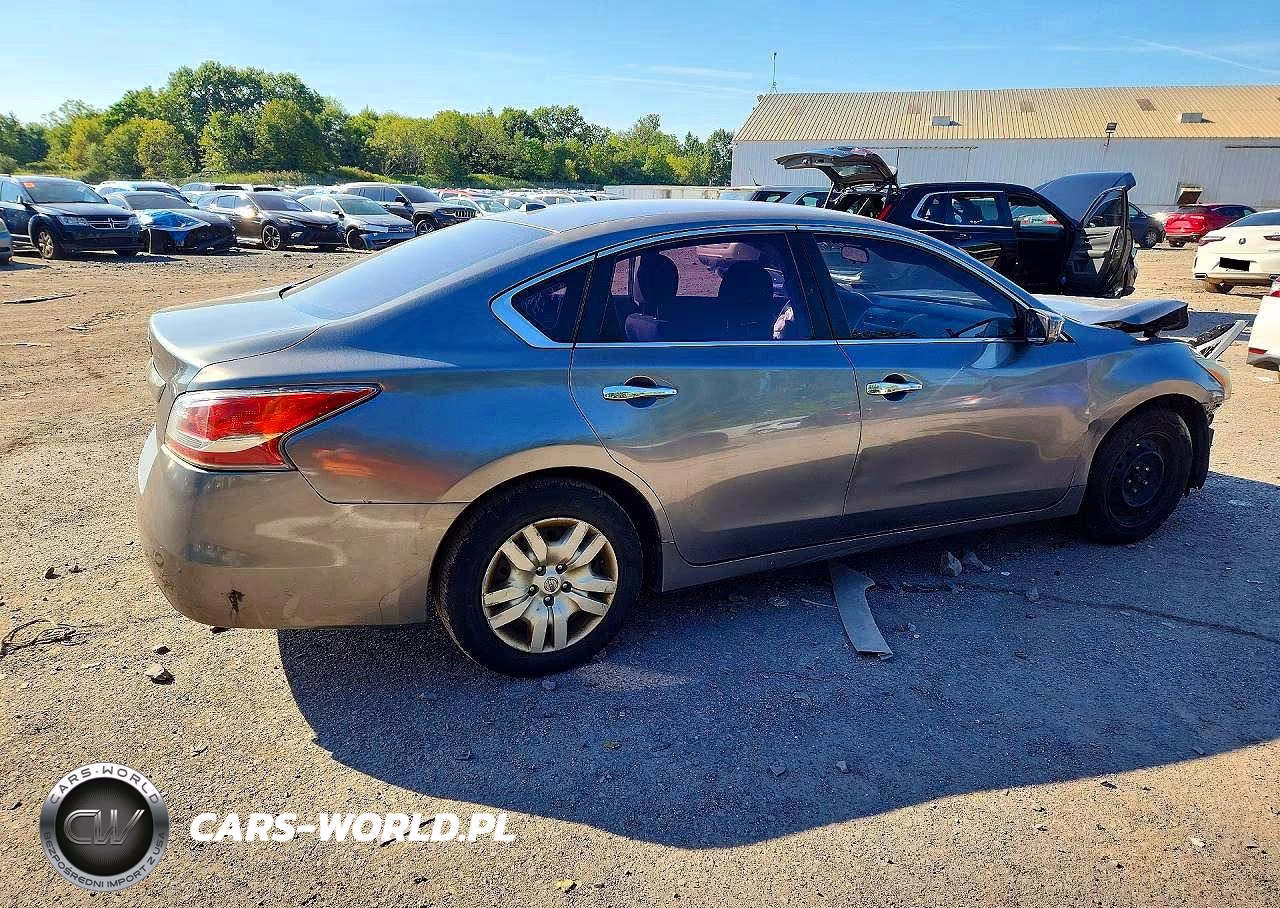 2015 Nissan Altima 2.5 S VIN:1N4AL3AP4FC262397 - 3