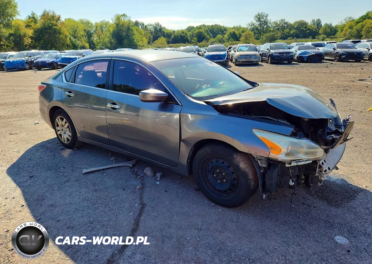2015 Nissan Altima 2.5 S VIN:1N4AL3AP4FC262397 - 4