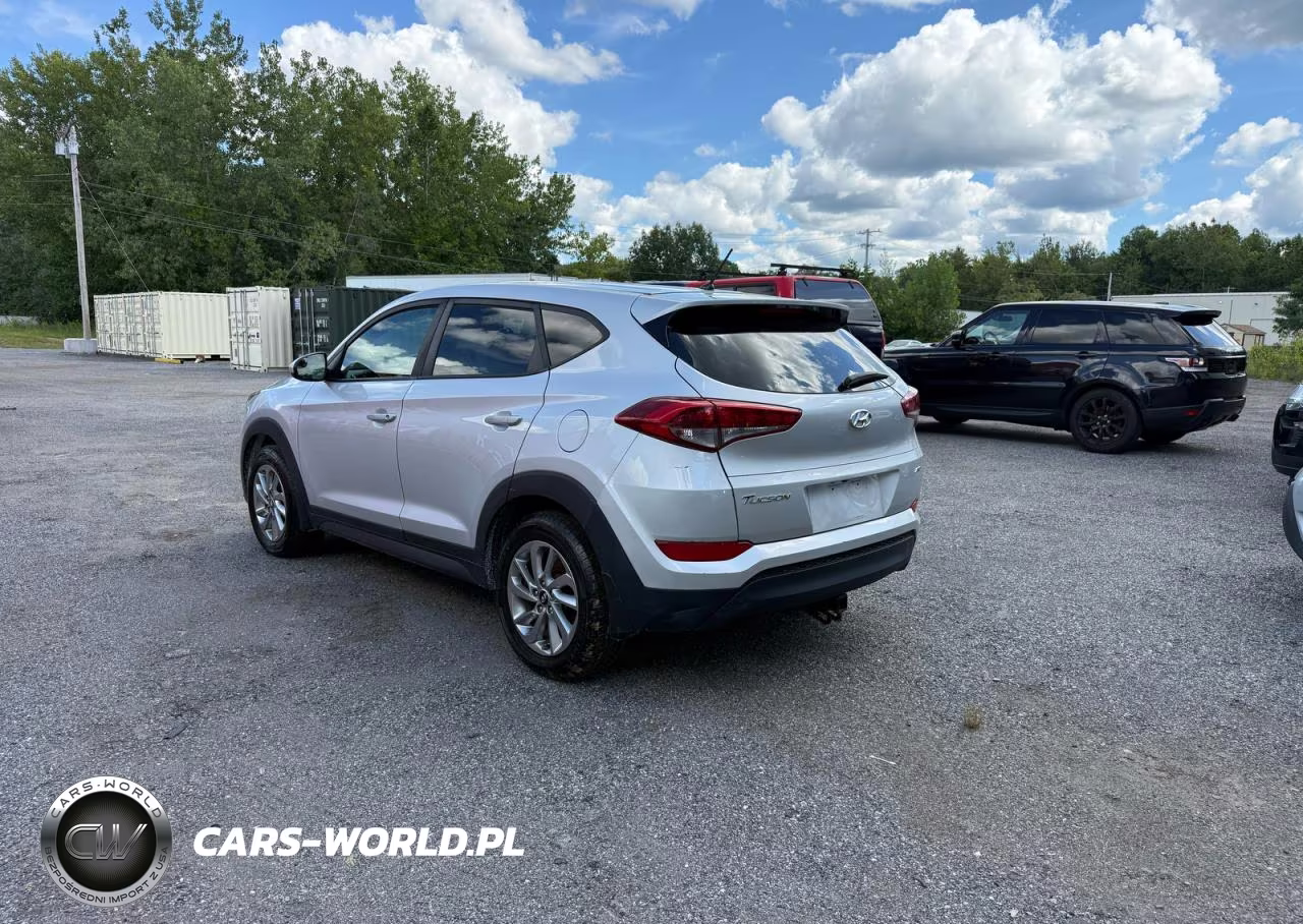 2018 Hyundai Tucson Se VIN:KM8J2CA43JU768613 - 3