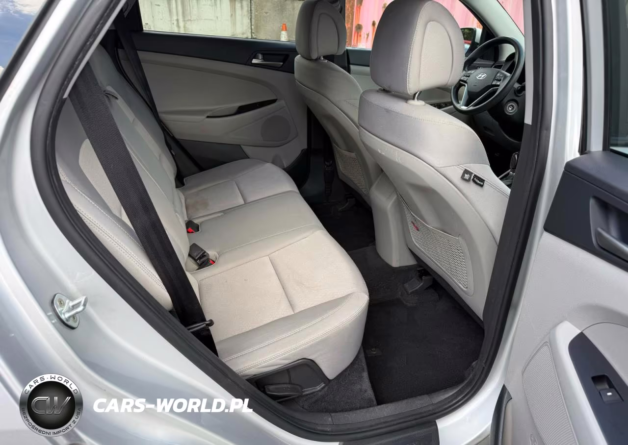 2018 Hyundai Tucson Se VIN:KM8J2CA43JU768613 - 6