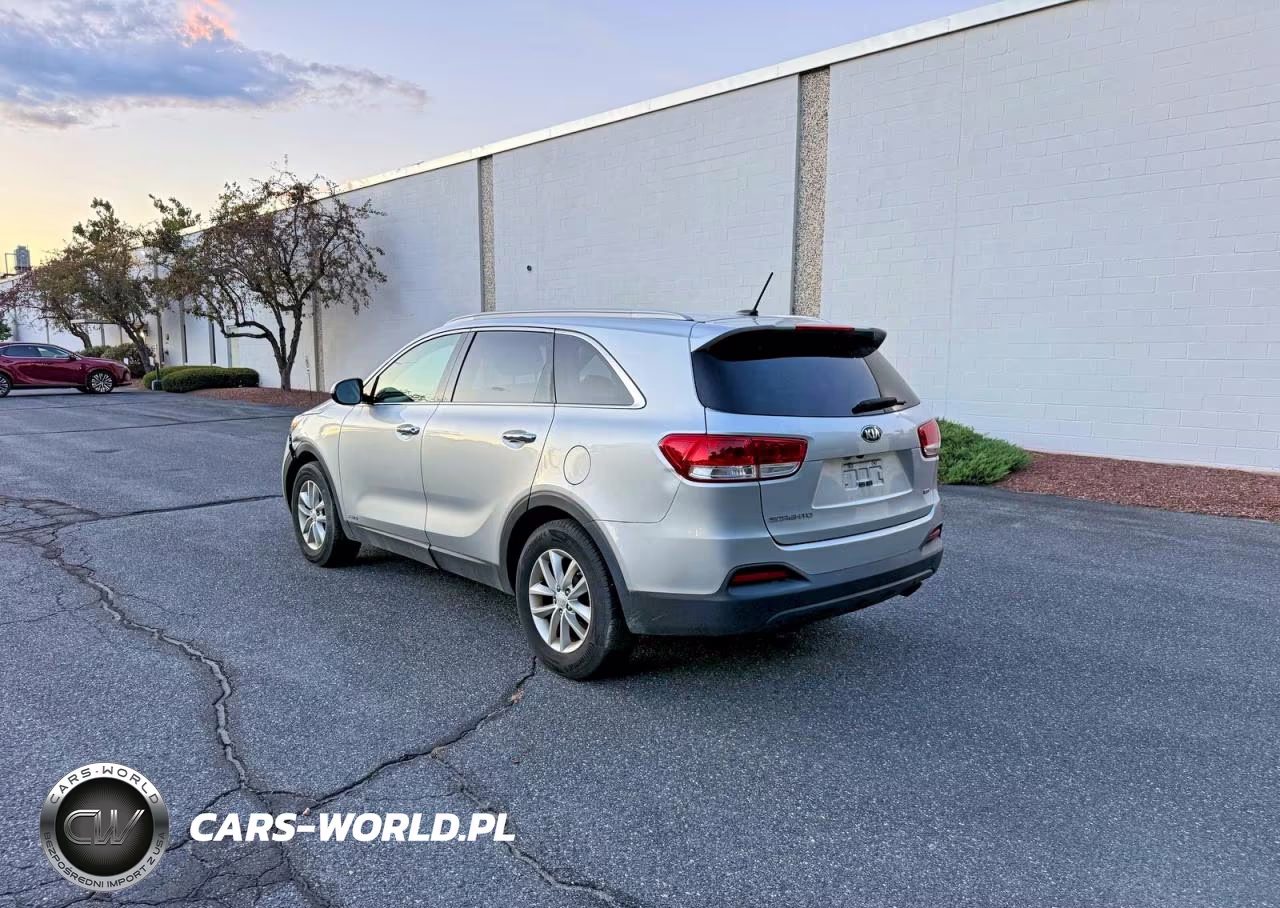 2016 Kia Sorento Lx VIN:5XYPGDA30GG154433 - 3