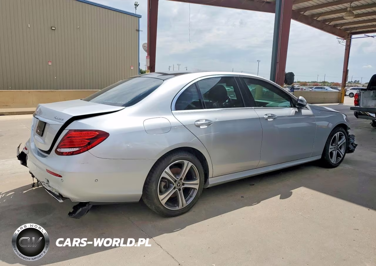 2018 Mercedes-Benz E 300 4Matic VIN:WDDZF4KBXJA470646 - 3