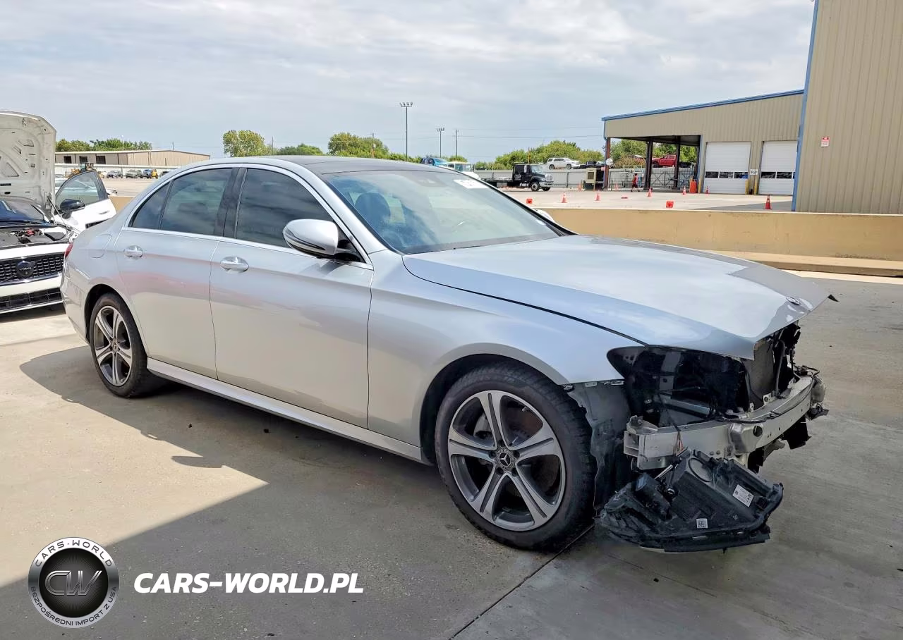 2018 Mercedes-Benz E 300 4Matic VIN:WDDZF4KBXJA470646 - 4