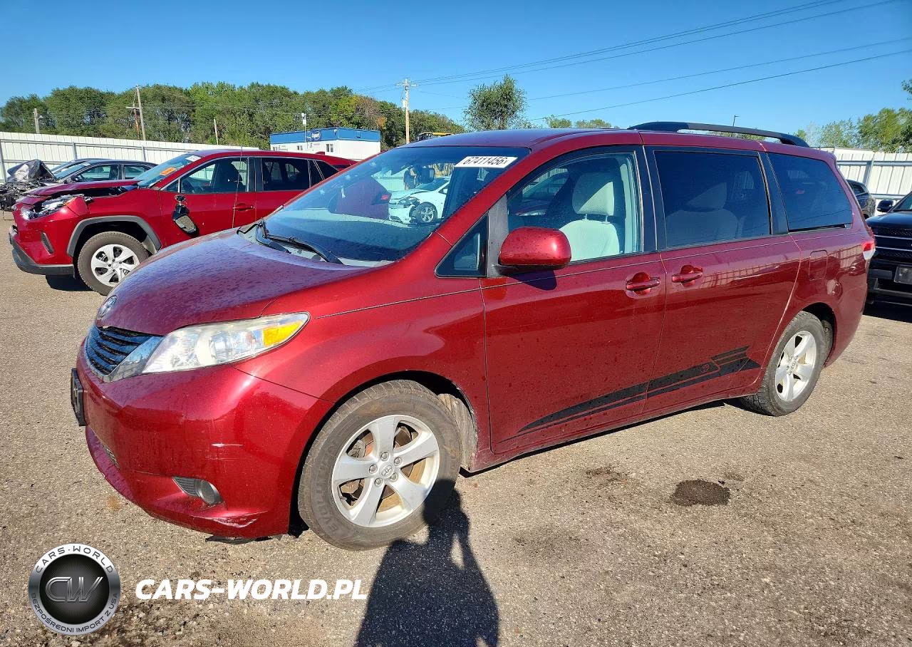 2013 Toyota Sienna Le
