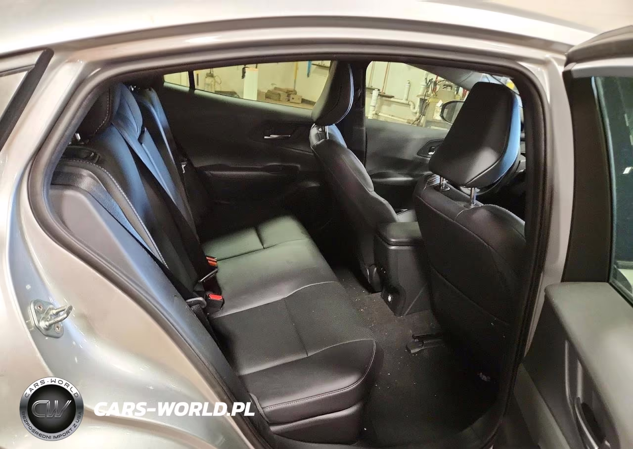 2026 Toyota Prius Limited VIN:JTDACAAU5T3067747 - 10