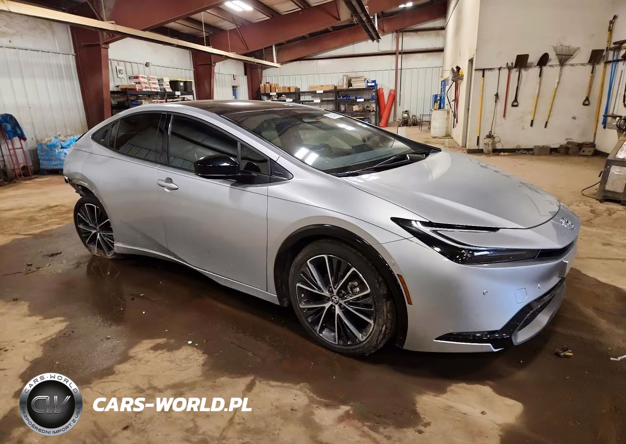2026 Toyota Prius Limited VIN:JTDACAAU5T3067747 - 4