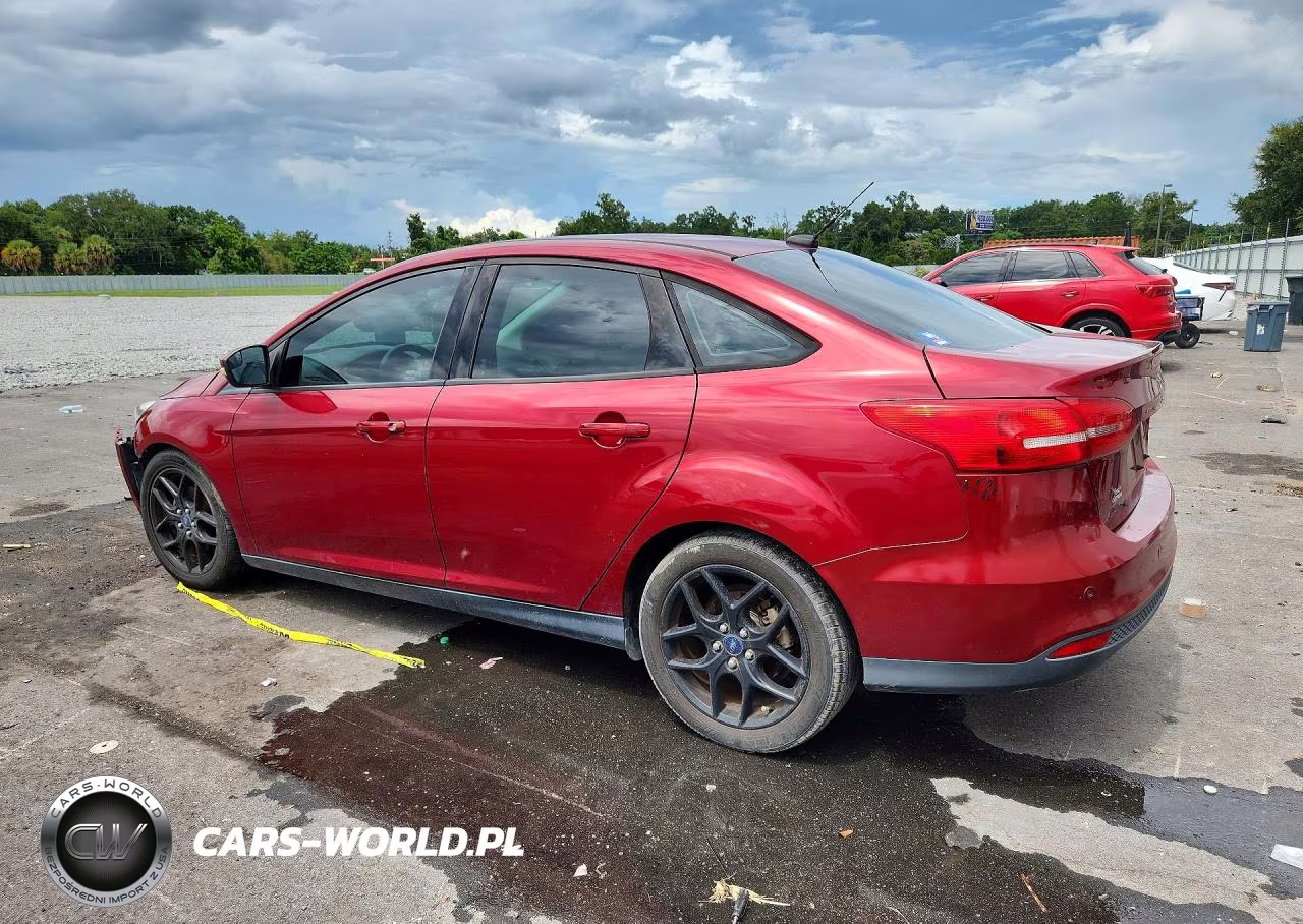2016 Ford Focus Se VIN:1FADP3F23GL266330 - 2