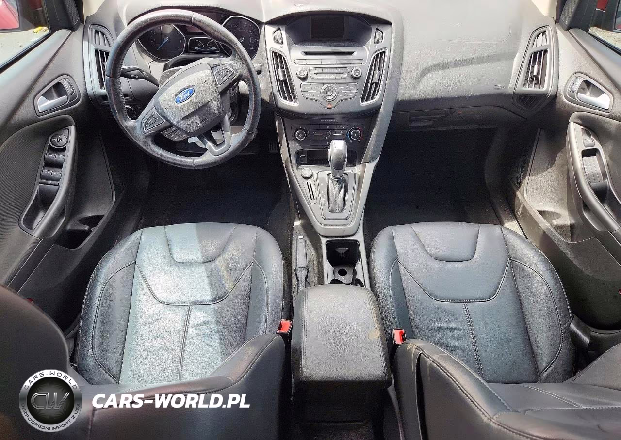 2016 Ford Focus Se VIN:1FADP3F23GL266330 - 8