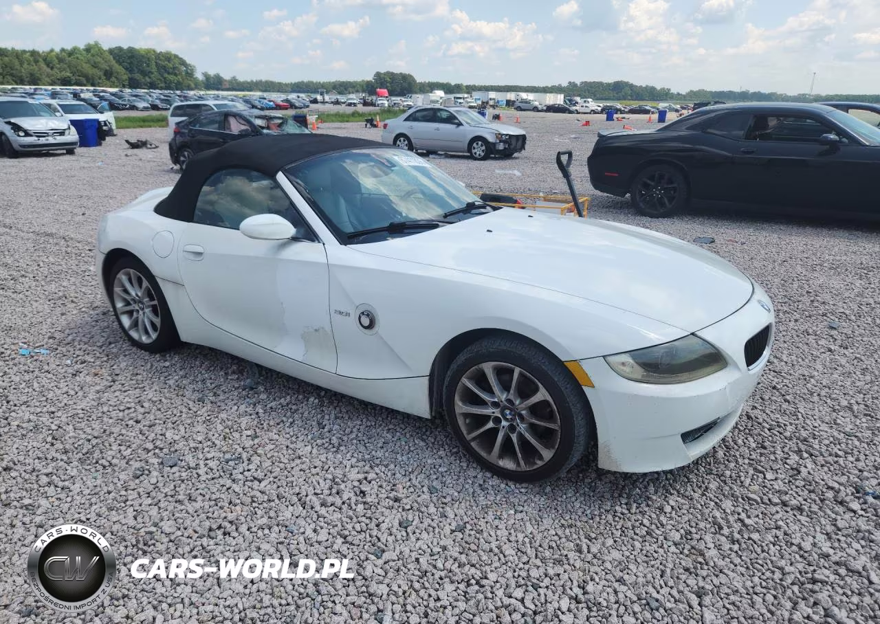 2008 BMW Z4 3.0 VIN:4USBU33578LW75323 - 4
