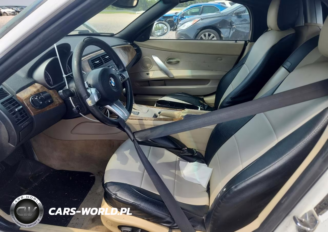 2008 BMW Z4 3.0 VIN:4USBU33578LW75323 - 7