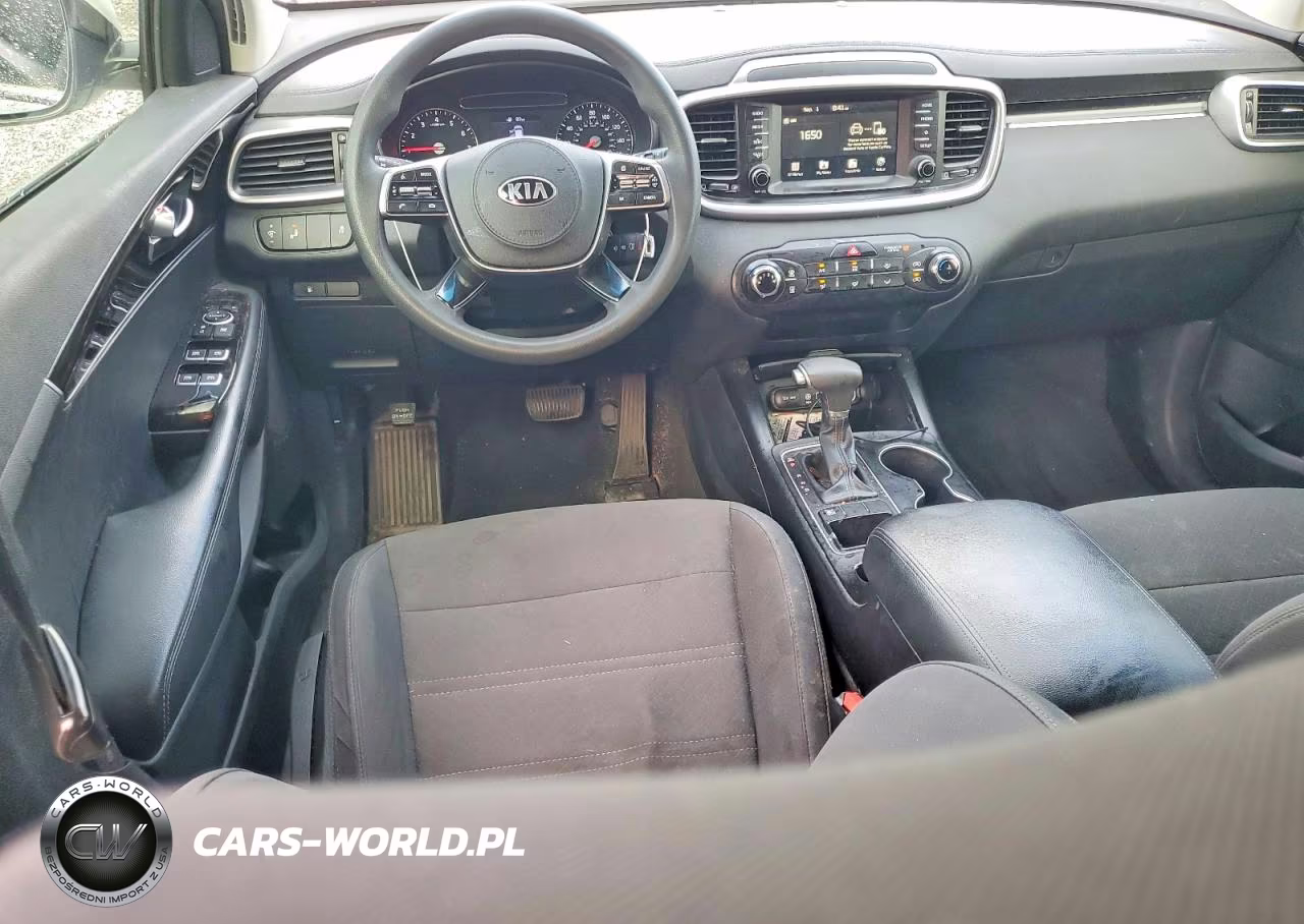 2019 Kia Sorento VIN:5XYPG4A38KG541336 - 8