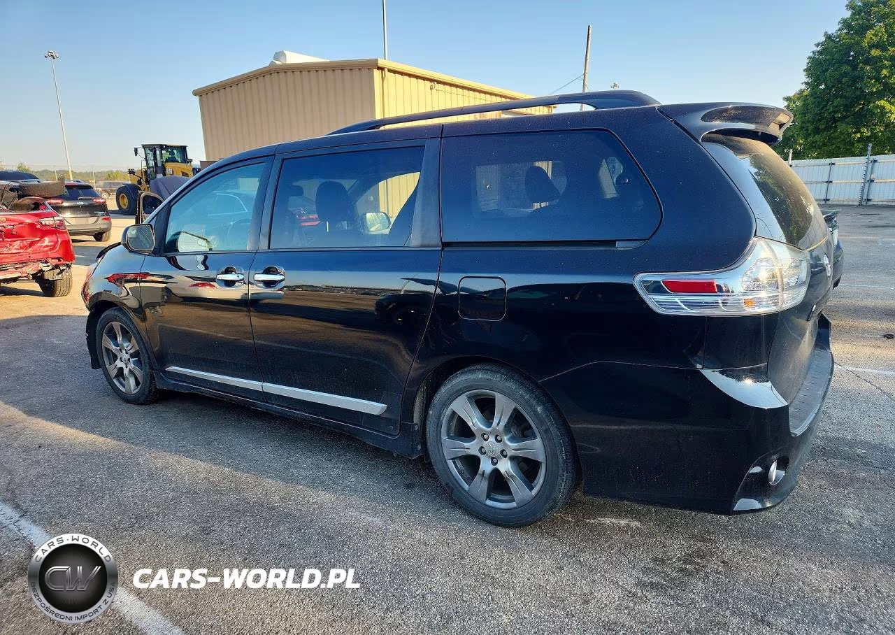 2017 Toyota Sienna Se VIN:5TDXZ3DC7HS823074 - 2