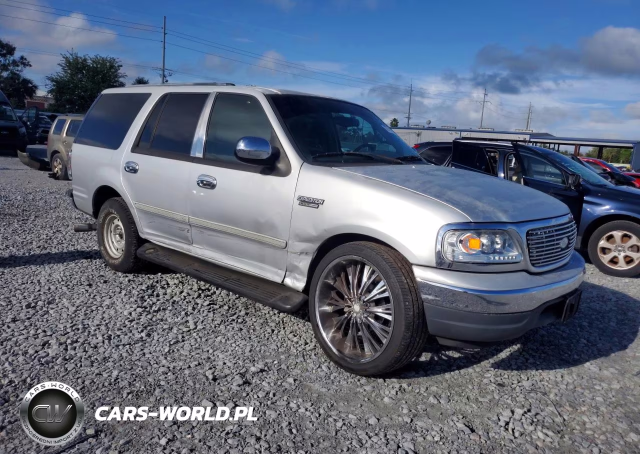 2002 Ford Expedition Xlt VIN:1FMRU15L52LA33481 - 4