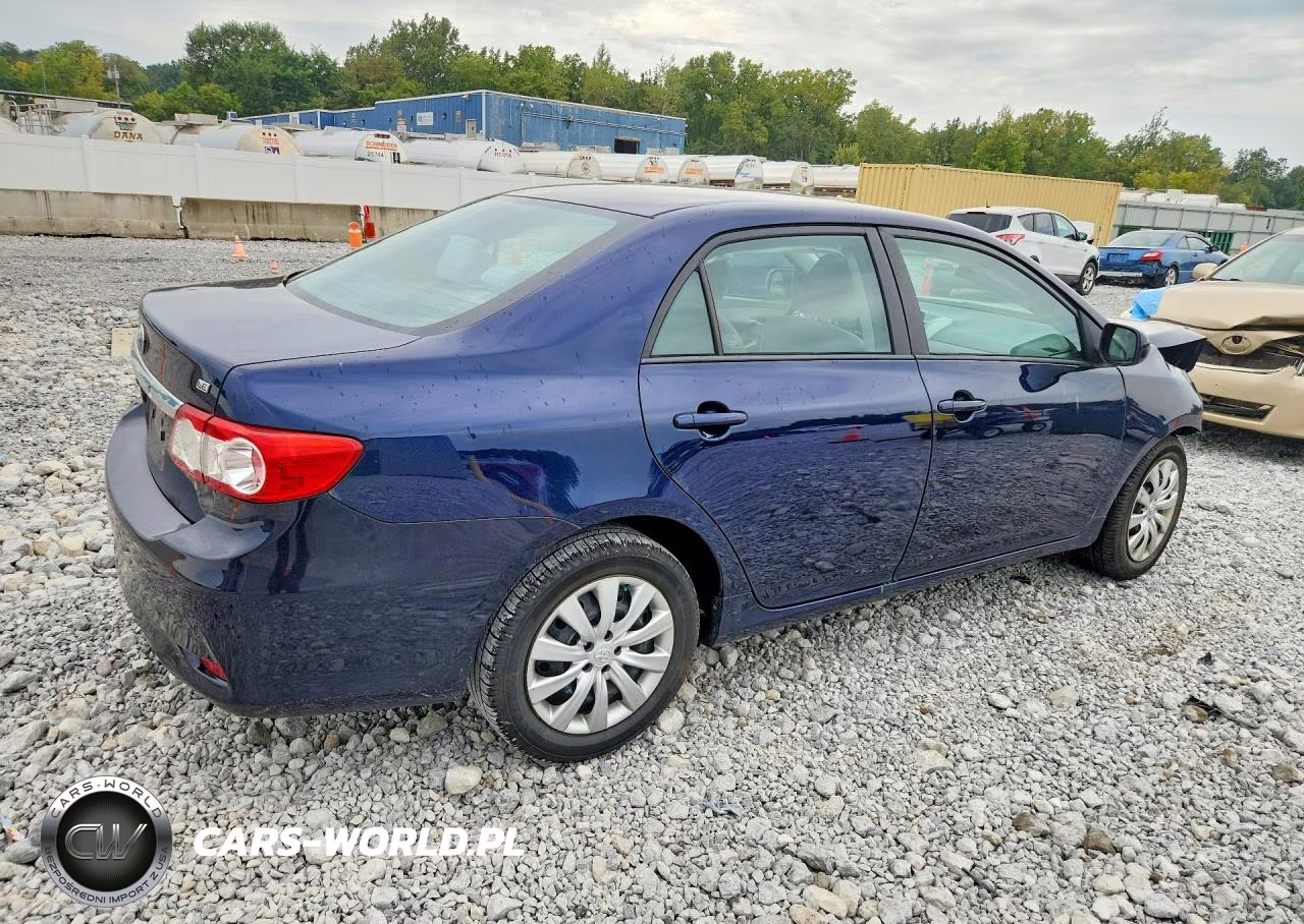 2012 Toyota Corolla Le VIN:2T1BU4EE2CC847475 - 3