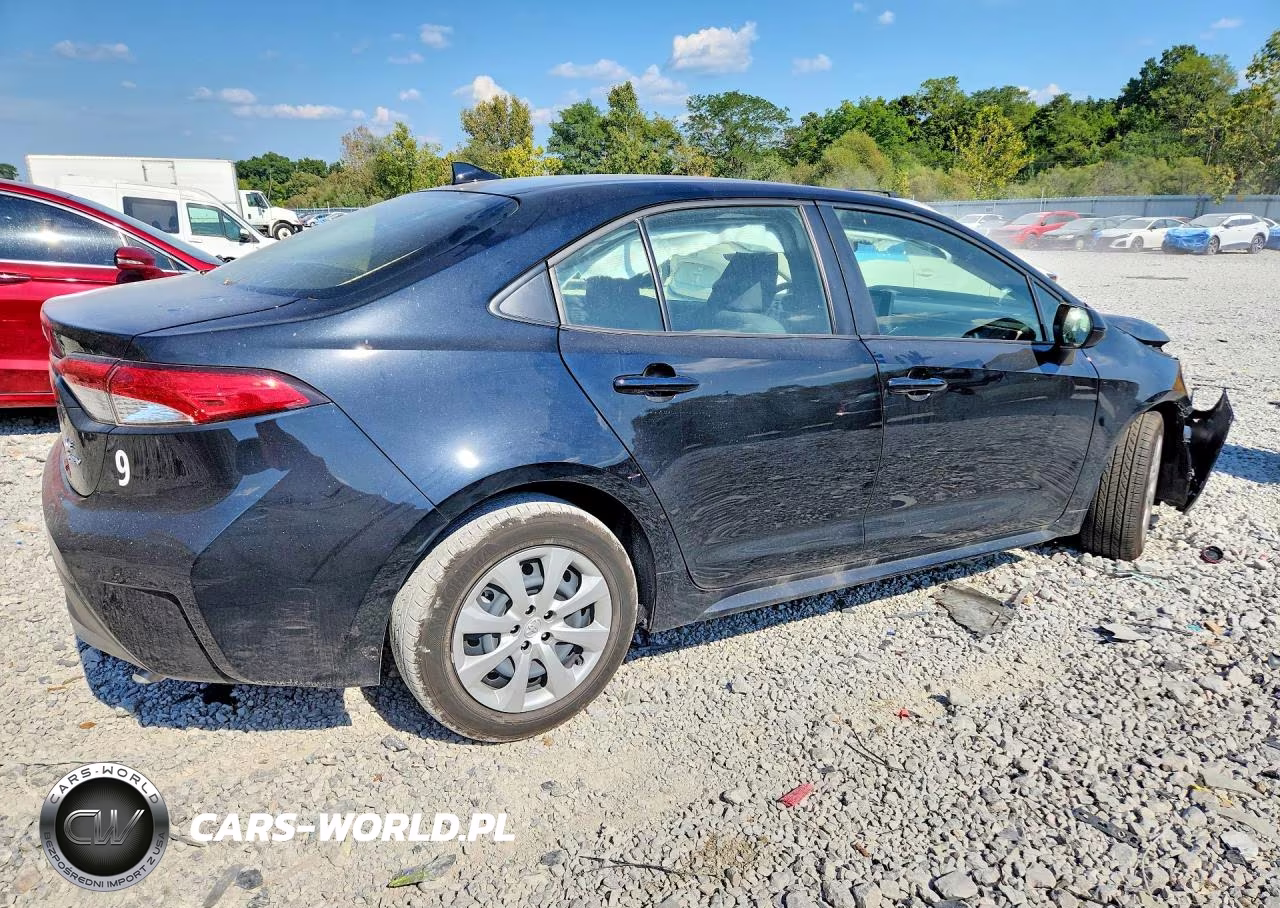 2026 Toyota Corolla Hybrid Le VIN:JTDBCMFE0T3148100 - 3