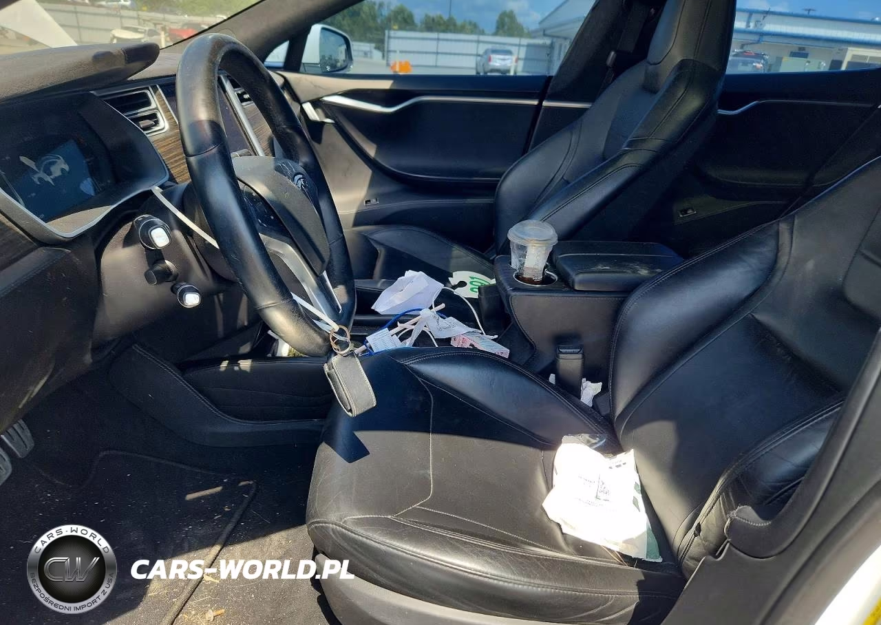 2015 Tesla Model S 85D VIN:5YJSA1H23FFP74030 - 7