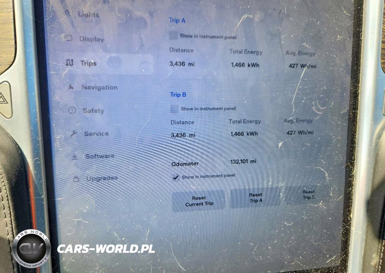 2015 Tesla Model S 85D VIN:5YJSA1H23FFP74030 - 9