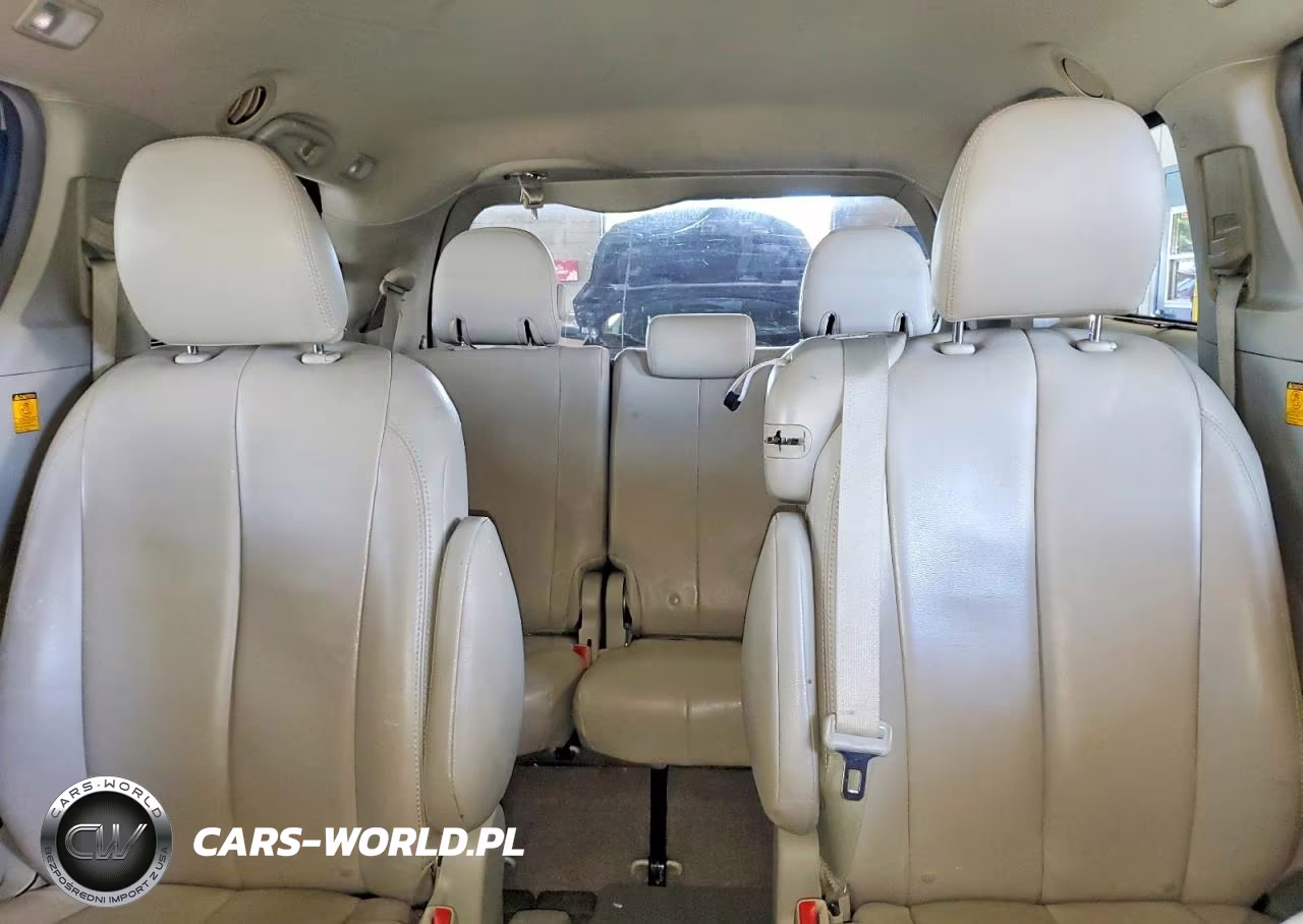 2013 Toyota Sienna Le VIN:5TDKK3DCXDS287004 - 10