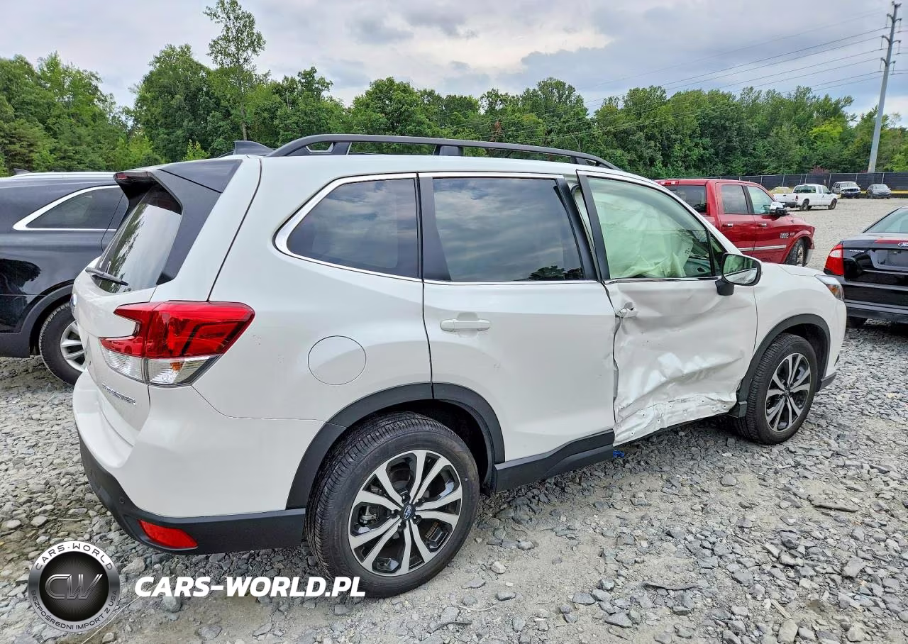 2024 Subaru Forester Limited VIN:JF2SKALC9RH479307 - 3
