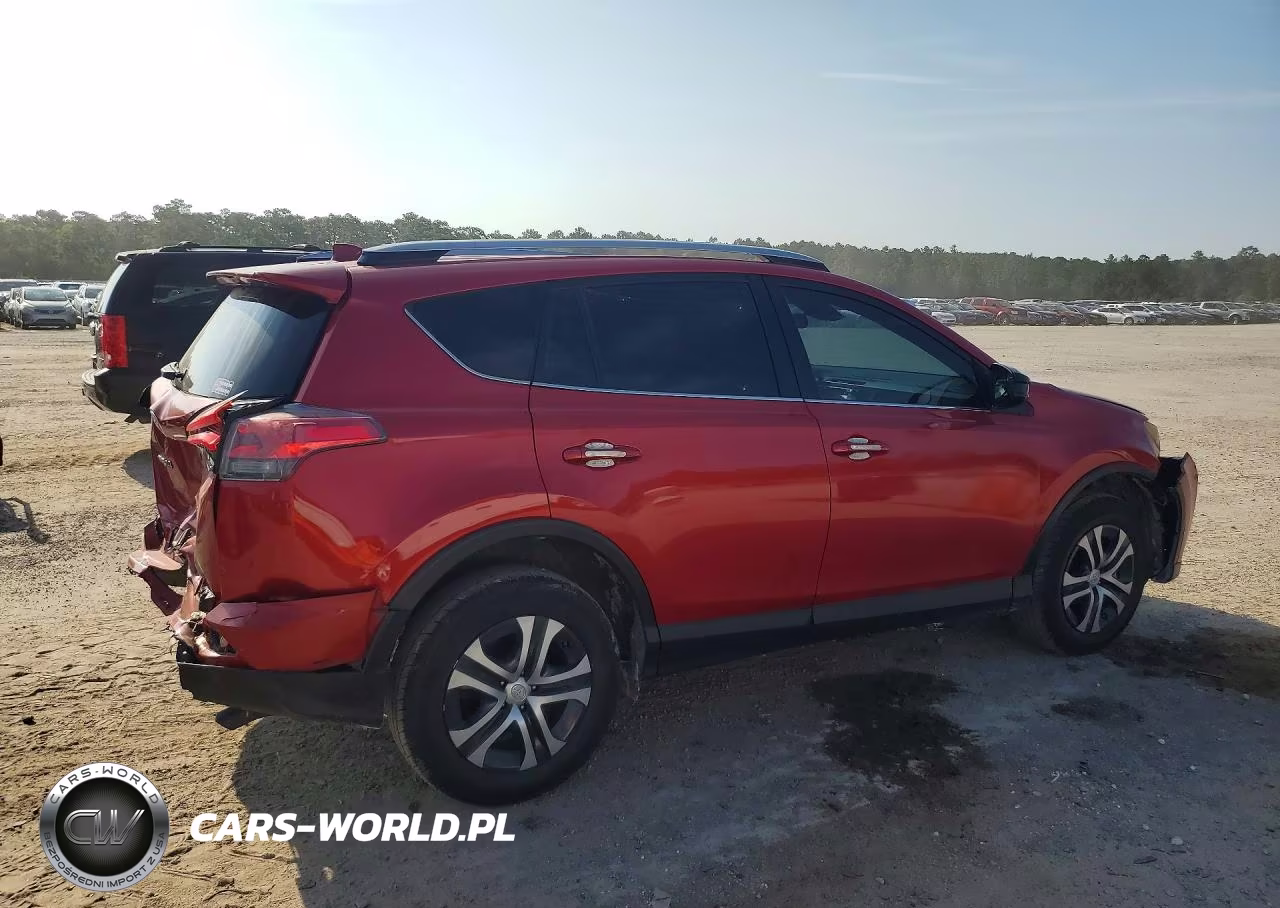 2017 Toyota Rav4 Le VIN:JTMZFREVXHJ122806 - 3