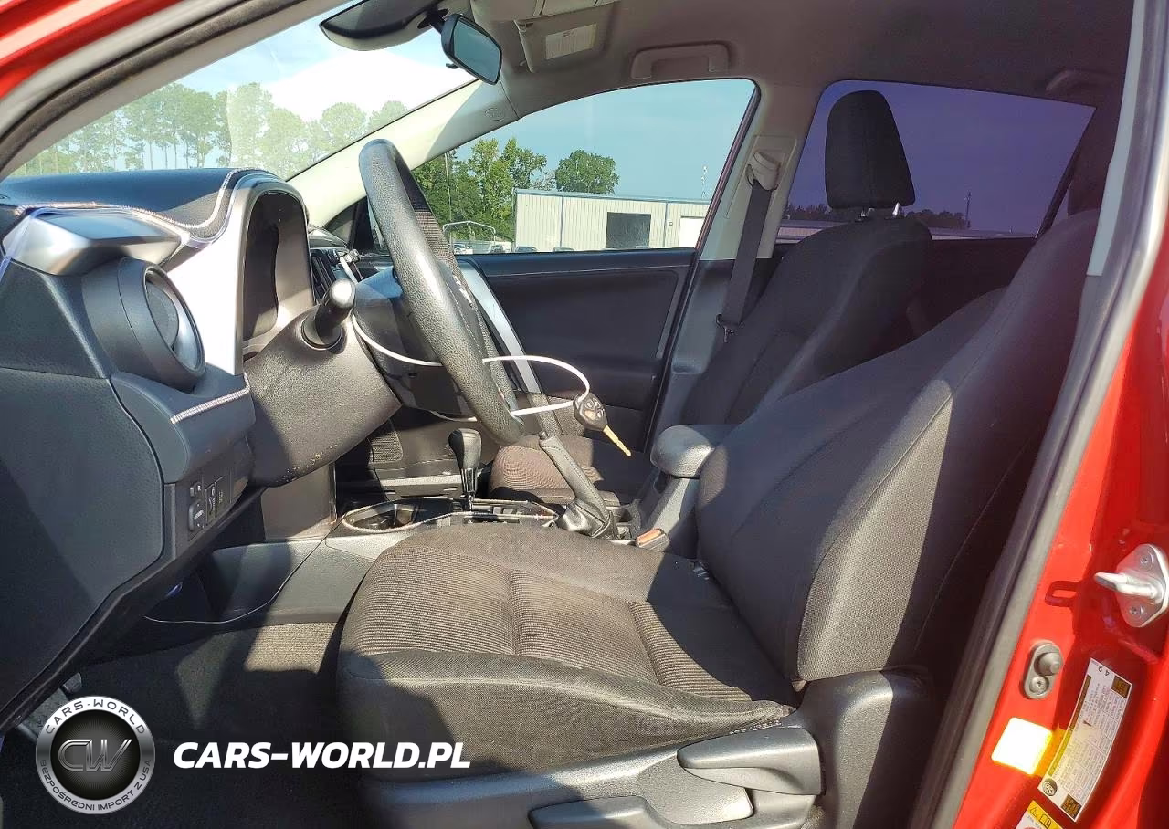 2017 Toyota Rav4 Le VIN:JTMZFREVXHJ122806 - 7