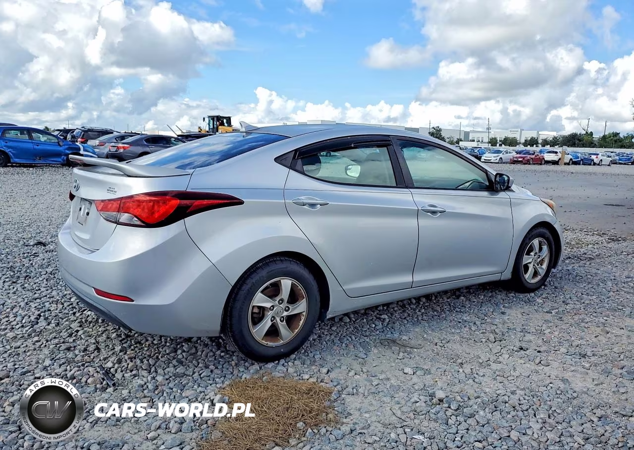 2014 Hyundai Elantra Se VIN:5NPDH4AE4EH521079 - 3