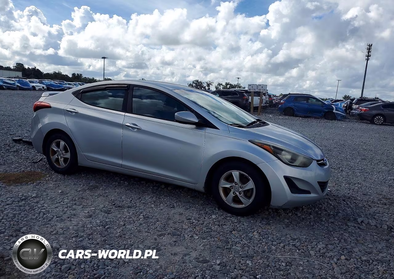 2014 Hyundai Elantra Se VIN:5NPDH4AE4EH521079 - 4