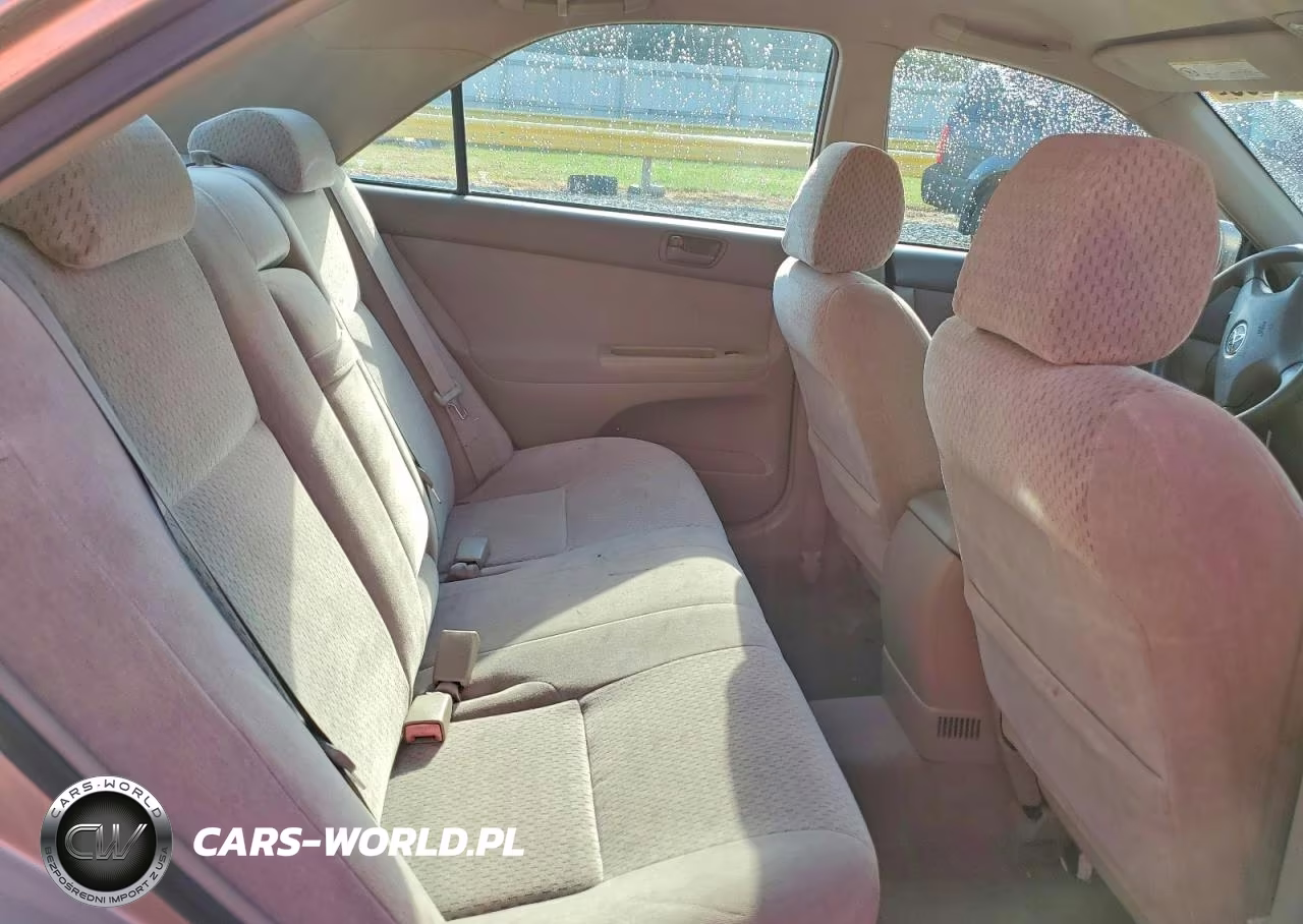 2003 Toyota Camry Le VIN:4T1BE32K93U223169 - 10