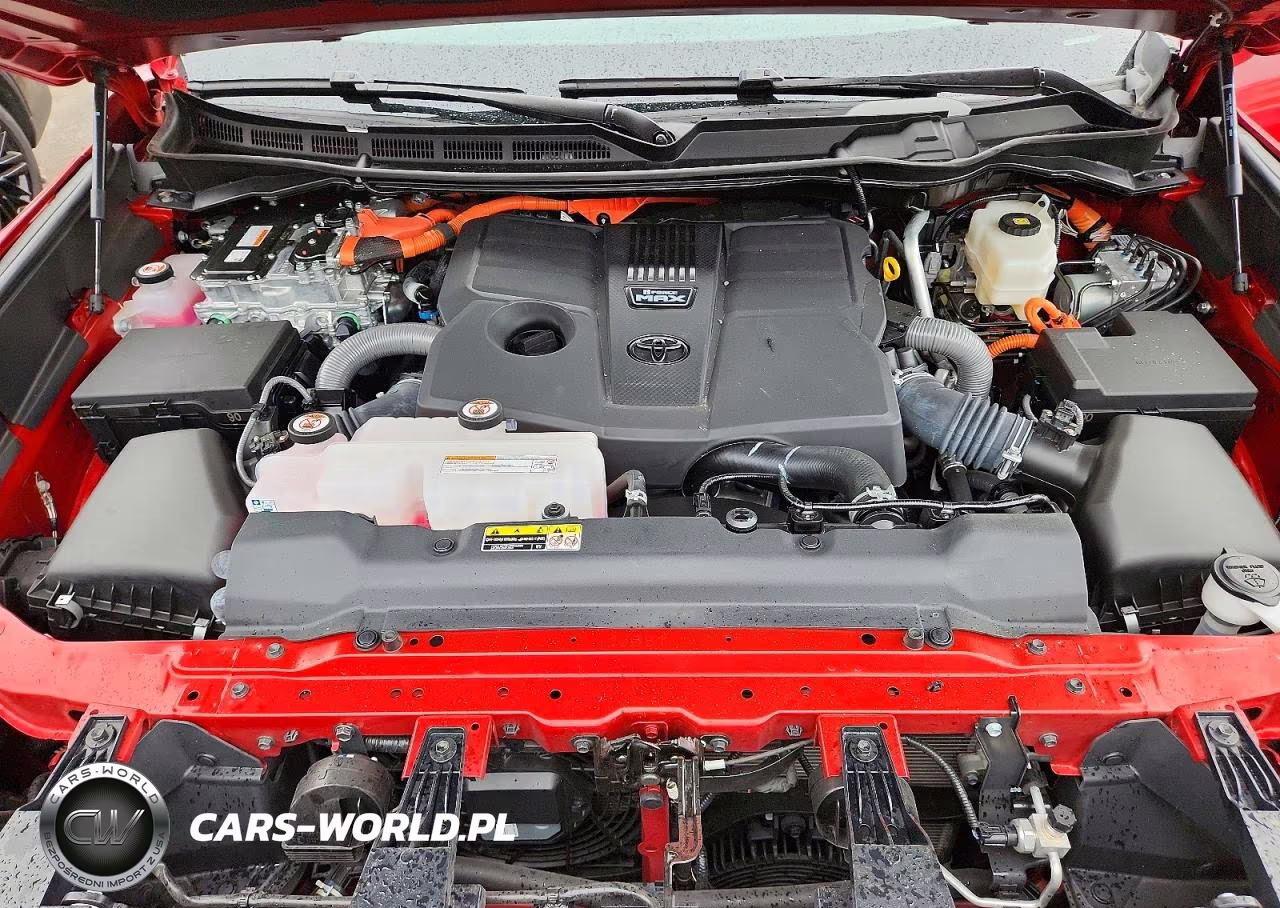 2025 Toyota Sequoia Platinum VIN:7SVAAABA7SX064503 - 12
